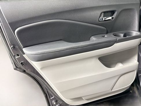 Used 2017 Honda Pilot EX image 28