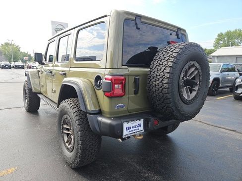 New 2025 Jeep Wrangler Unlimited Rubicon 392 image 9