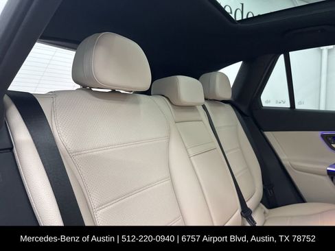 Used 2026 Mercedes-Benz GLC 300 image 24