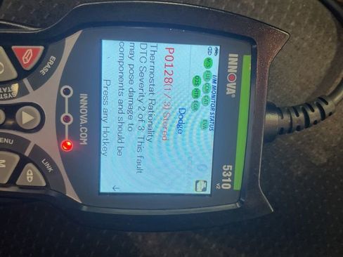 Used 2018 Dodge Grand Caravan SE image 4