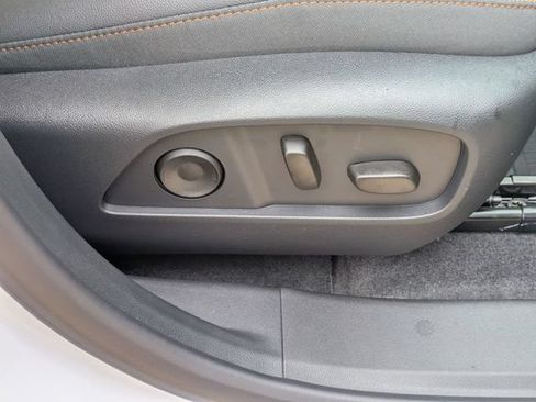New 2026 Chevrolet Equinox ACTIV w/ Convenience Package III AWD/4WD image 38