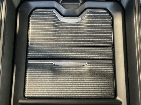 Used 2020 RAM 1500 Limited w/ Advanced Safety Group AWD/4WD image 17