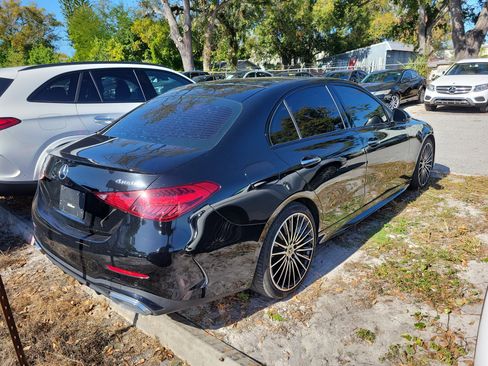 Used 2023 Mercedes-Benz C 300 4MATIC Sedan image 4