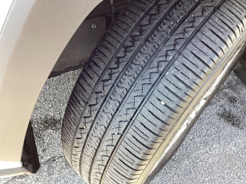 Used 2025 Toyota RAV4 XLE Premium image 10