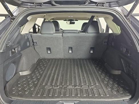 Certified 2025 Subaru Outback Onyx Edition AWD/4WD image 28