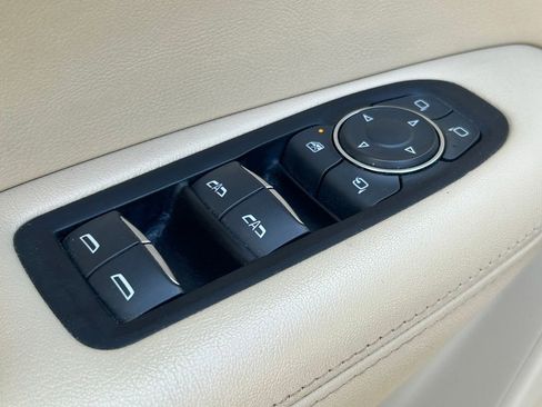 Used 2019 Cadillac XT5 Luxury image 25