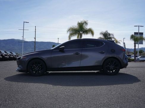 Used 2024 MAZDA MAZDA3 Hatchback w/Premium Plus Pkg image 7