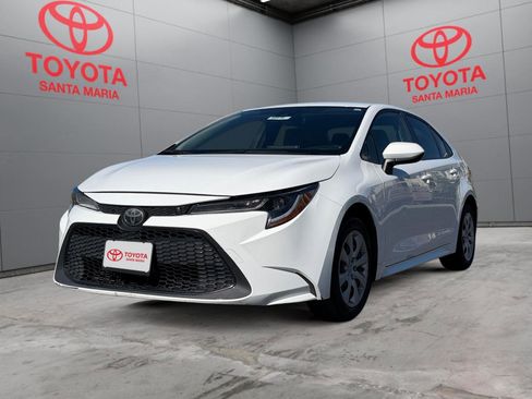 Used 2020 Toyota Corolla LE w/ Carpet Mat Package (TMS) image 8