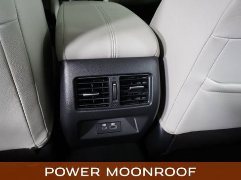 Used 2025 Nissan Altima 2.5 SL image 18