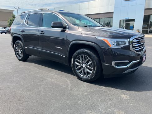 Used 2018 GMC Acadia SLT AWD/4WD image 8