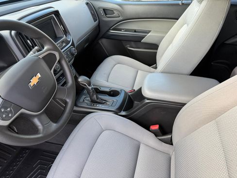 Used 2022 Chevrolet Colorado W/T image 12