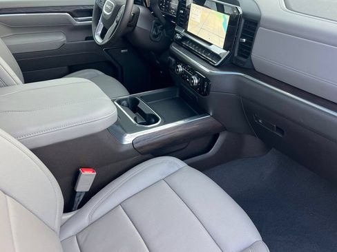 Used 2026 GMC Sierra 3500 SLT w/ SLT Premium Package AWD/4WD image 12