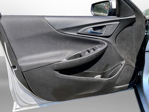 Used 2022 Chevrolet Malibu LT FWD image 23