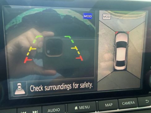 Used 2020 Nissan Altima 2.5 Platinum FWD image 13