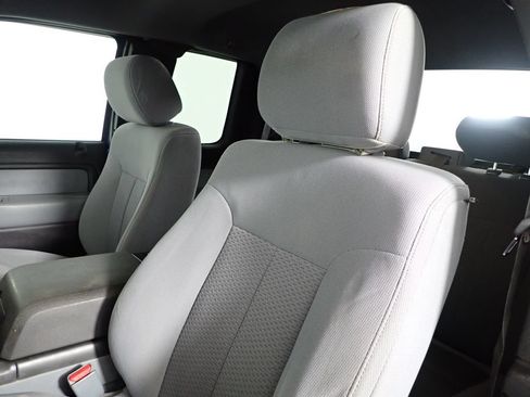 Used 2013 Ford F150 XLT w/ Mid Equipment Group AWD/4WD image 16