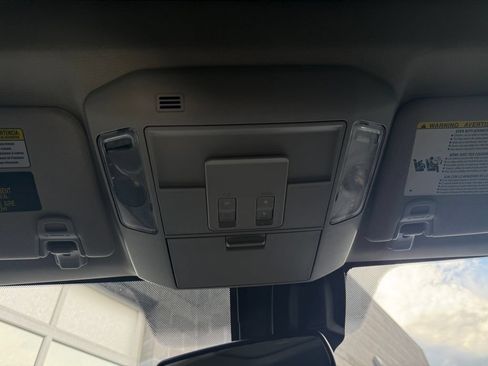 Used 2019 Toyota Tundra SR5 AWD/4WD image 30