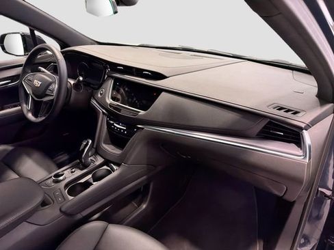 Used 2024 Cadillac XT5 Luxury image 25