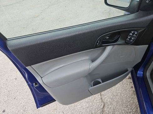 Used 2006 Ford Focus S image 17