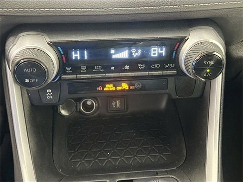 Used 2024 Toyota RAV4 LE image 12