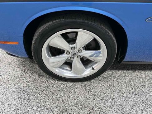 Used 2018 Dodge Challenger R/T Plus image 37