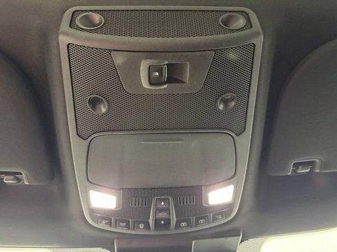 Used 2019 Ford F150 Lariat w/ Equipment Group 502A Luxury AWD/4WD image 31