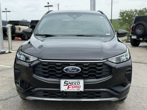 Used 2024 Ford Escape ST-Line w/ Tech Pack #1 FWD image 2