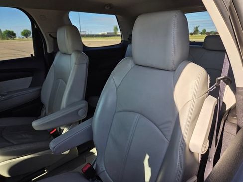 Used 2012 GMC Acadia SLT AWD/4WD image 44