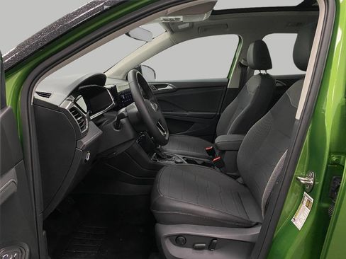 New 2026 Volkswagen Taos SE AWD/4WD image 26