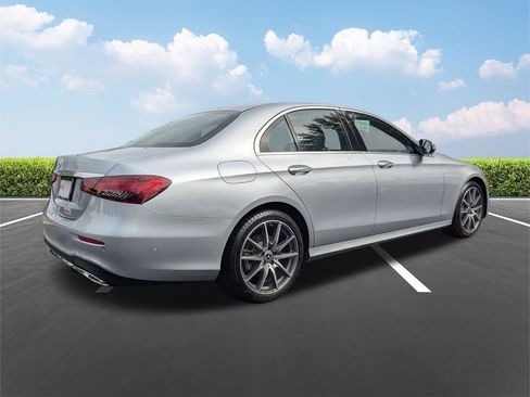 Used 2023 Mercedes-Benz E 350 Sedan image 5