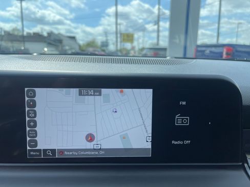 Used 2024 Kia Seltos S AWD/4WD image 32