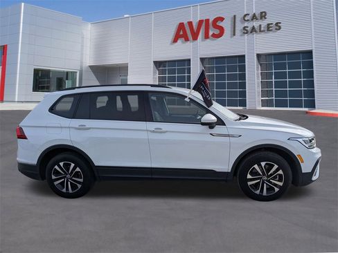 Used 2024 Volkswagen Tiguan S image 5