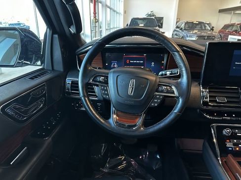 Certified 2022 Lincoln Navigator Reserve image 13