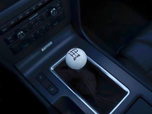 Used 2012 Ford Mustang Shelby GT500 w/ SVT Performance Pkg image 23