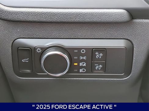 New 2025 Ford Escape Active w/ Cold Weather Package image 18