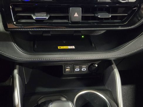 Used 2023 Toyota Highlander XSE image 31