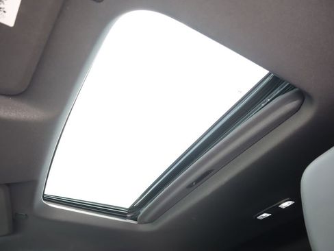 Used 2022 GMC Sierra 1500 AT4 w/ AT4 Premium Package image 15