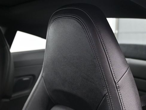 Certified 2020 Porsche 911 Carrera image 16