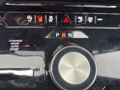 Used 2024 Jeep Wagoneer Series II image 21