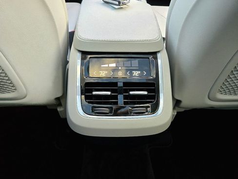 Used 2020 Volvo XC90 T5 Momentum w/ Protection Package Premier image 44