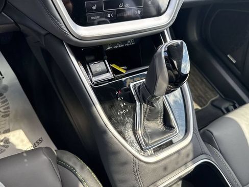 Used 2024 Subaru Outback Onyx Edition AWD/4WD image 23