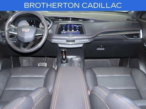 Certified 2023 Cadillac XT4 Sport AWD/4WD image 29