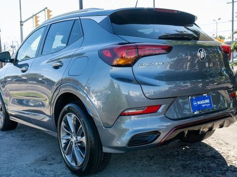Used 2022 Buick Encore GX Select w/ Sport Touring Package image 8