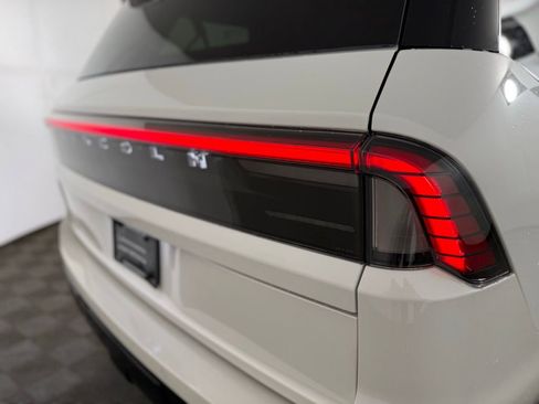 New 2025 Lincoln Navigator L Black Label image 20