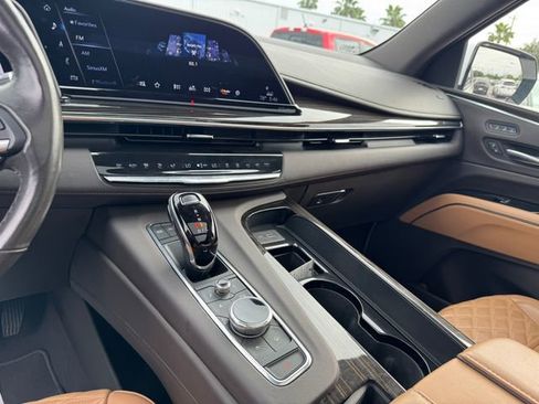 Used 2021 Cadillac Escalade ESV Sport w/ Driver Assist Tech Package RWD image 34