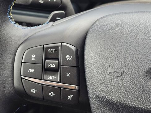 New 2025 Ford Maverick Lobo image 18