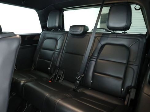 Used 2021 Lincoln Navigator Reserve w/ Luxury Package image 20