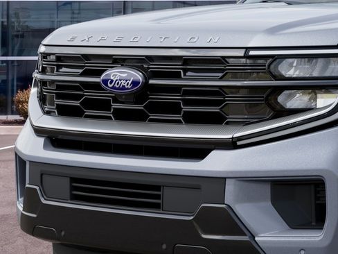 New 2027 Ford Expedition Max Platinum w/ Driver's Package RWD image 19