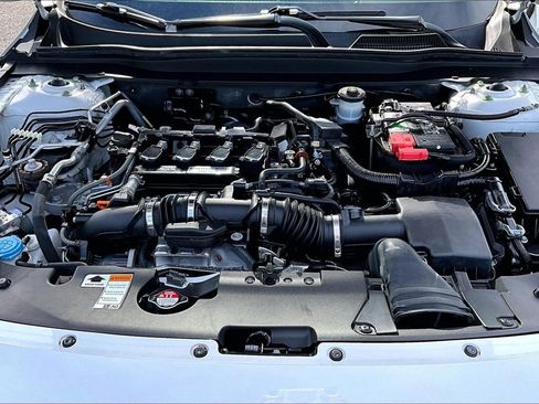 Used 2018 Honda Accord Sport image 30