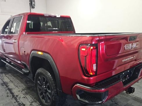Used 2022 GMC Sierra 2500 Denali w/ Denali Ultimate Package AWD/4WD image 3