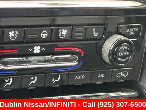 Used 2023 Jeep Grand Cherokee 4WD 4xe w/ Luxury Tech Group II image 31
